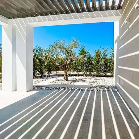 Azure By Marc 빌라 프로타라스