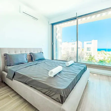 Azure By Marc 빌라 프로타라스