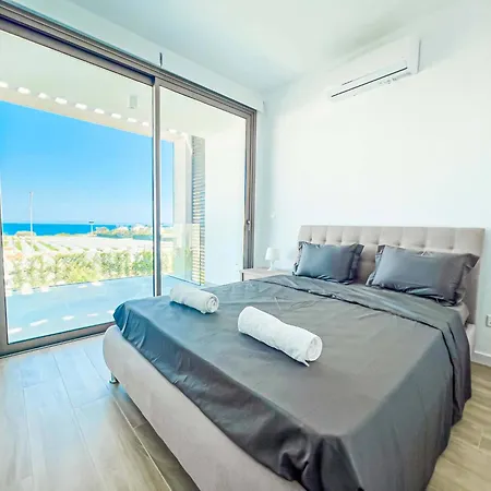 Villa Azure By Marc *