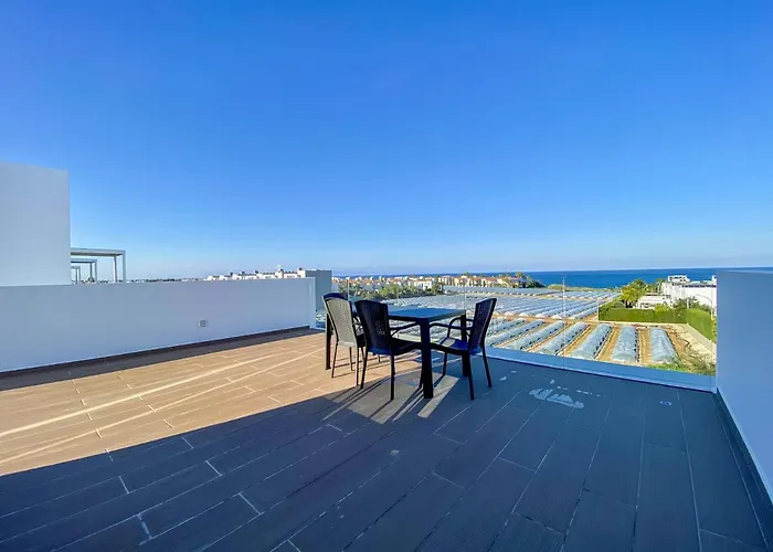 Villa Azure By Marc *