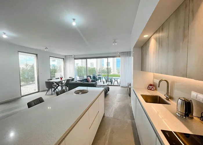 Azure By Marc Βίλα