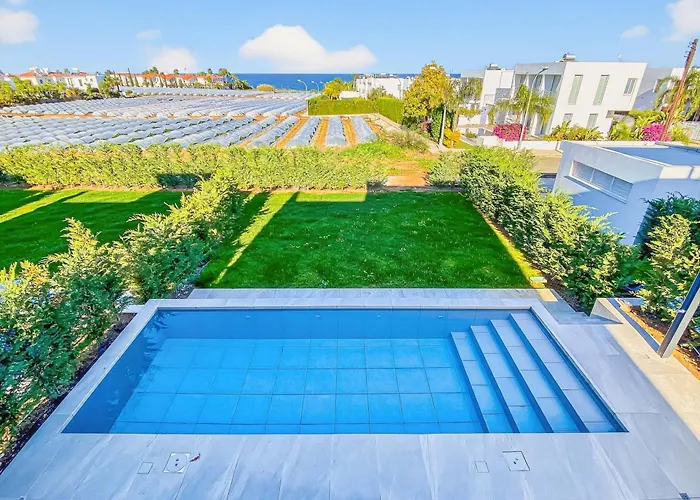 Azure By Marc * Protaras